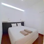 Alvarinho Apartment For 4, Vb Flats In Bolhao Oporto