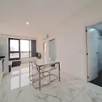 Alvarinho Apartment For 4, Vb Flats In Bolhao