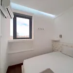 Alvarinho Apartment For 4, Vb Flats In Bolhao شقة *