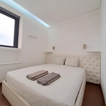 Apartment Vb By Flat In *